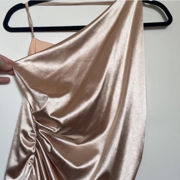 Elegant Satin One Shoulder Pleated Party Mini Dress Ruched Size Large Bodycon - Picture 4 of 7